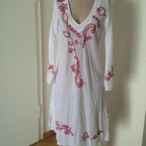 Embroidered Cover up! Size S